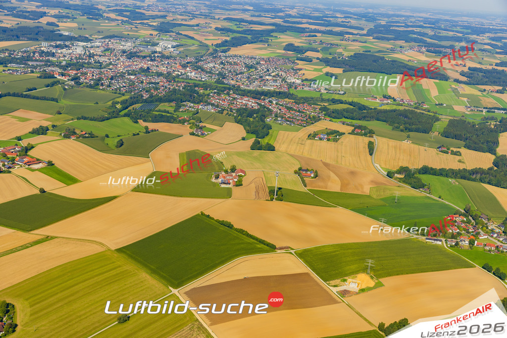 Klassische Luftaufnahme ohne Drohne zeigt:Zeiling bei Vilsbiburg - Die Luftbildaufnahme wurde 2025 vom UL-Flugzeug heraus erstellt ( keine Drohne ) - Hochauflösende Luftaufnahme -Nicht vergleichbar mit Google Maps oder Satelittenbilder- Die Geschenkidee !Mit Lizenz und Bildrechte bestellbar