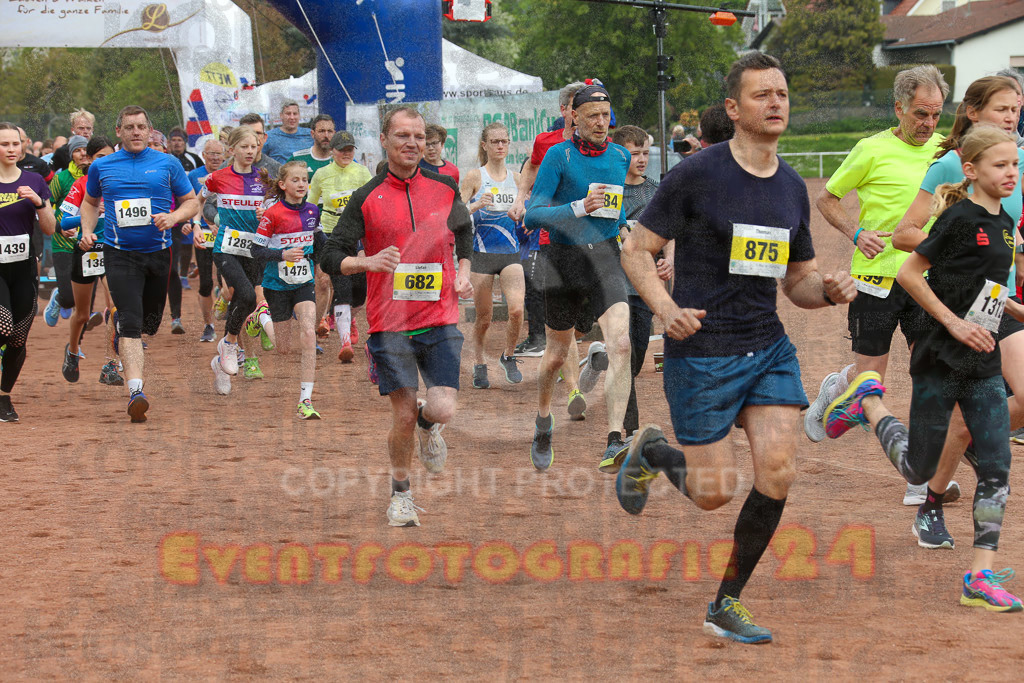 220501_1020_EX1_8373 | Sportfotografie im Rhein-Sieg Kreis, Köln, Bonn, NRW, Rheinland Pfalz, Hessen, etc. Unser Tätigkeitsfeld umfasst den Laufsport vom Volkslauf über den Marathon, Duathlon, Triathon bis zum Ultralauf wie Kölnpfad Ultra oder Schindertrail.