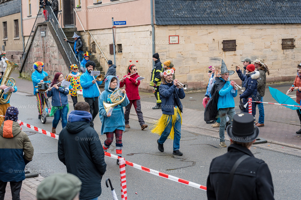 Festumzug_Benshausen_2023-0032 | Entdecken Sie die Schönheit von Veranstaltungen mit unserem Bildershop für professionelle Veranstaltungsfotos. Tauchen Sie ein in eine Welt voller lebendiger Bilder, die die Atmosphäre und die Emotionen von unvergesslichen Momenten einfangen. - Realisiert mit Pictrs.com