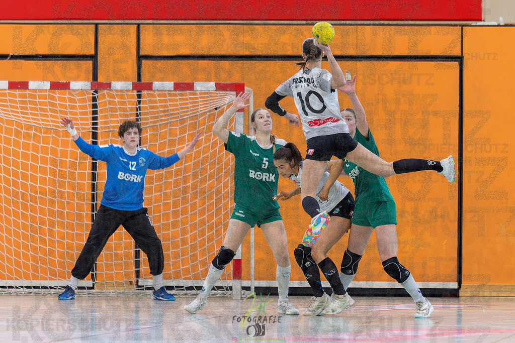 Jugendbundesliga wJA, Pokalrunde, HSG Kleenheim/Langgöns - Frisch Auf Göppingen | Jugendbundesliga wJA, Pokalrunde, HSG Kleenheim/Langgöns - Frisch Auf Göppingen am 28.02.2026 in Oberkleen (Weidig-Halle)Photo © 2026 - Jörg Heinrich - Realisiert mit Pictrs.com