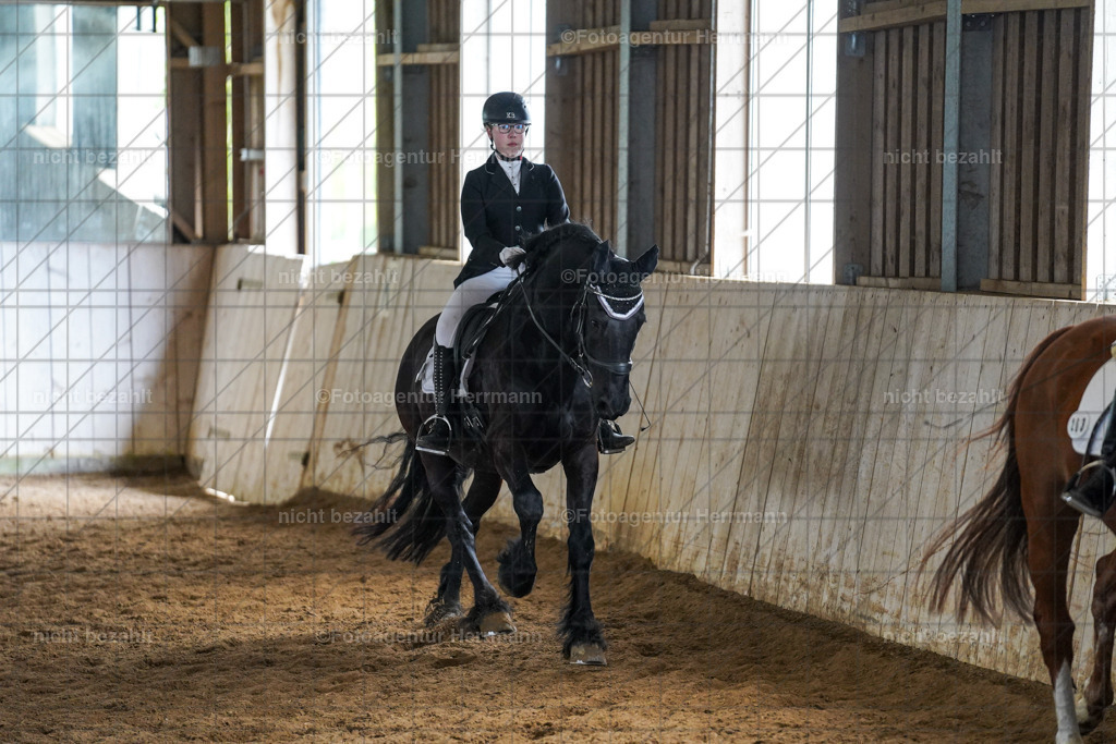 20230518-FAH03975 | Frühjahrsturnier, landberg am Lech, 2023, Reitclub Landsberg, Turnierbilder, Fotos Turnier Landsberg, Fotoagentur Herrmann, Turnierfotografen Bayern, reitsport Fotograf, Pferde Fotograf