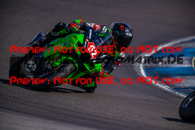 MaZZes_FotoMatrix_220923_2587 | PRO SUPERSTOCK