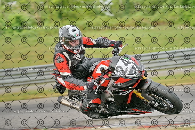 25bt05-0459 | markuskiefer.com - Realisiert mit Pictrs.com
