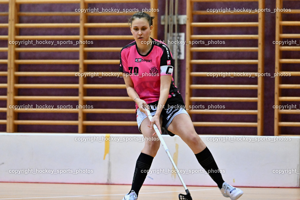 VSV Unihockey Damen vs. Wiener Floorballverein | #70 Michelle Steiner Wiener Floorballverein, VSV Unihockey Damen vs. Wiener Floorballverein, VSV Unihockey Damen vs. Wiener Floorballverein am 22.11.2025 in Villach (Ballspielhalle Lind), Austria, (Photo by Bernd Stefan)