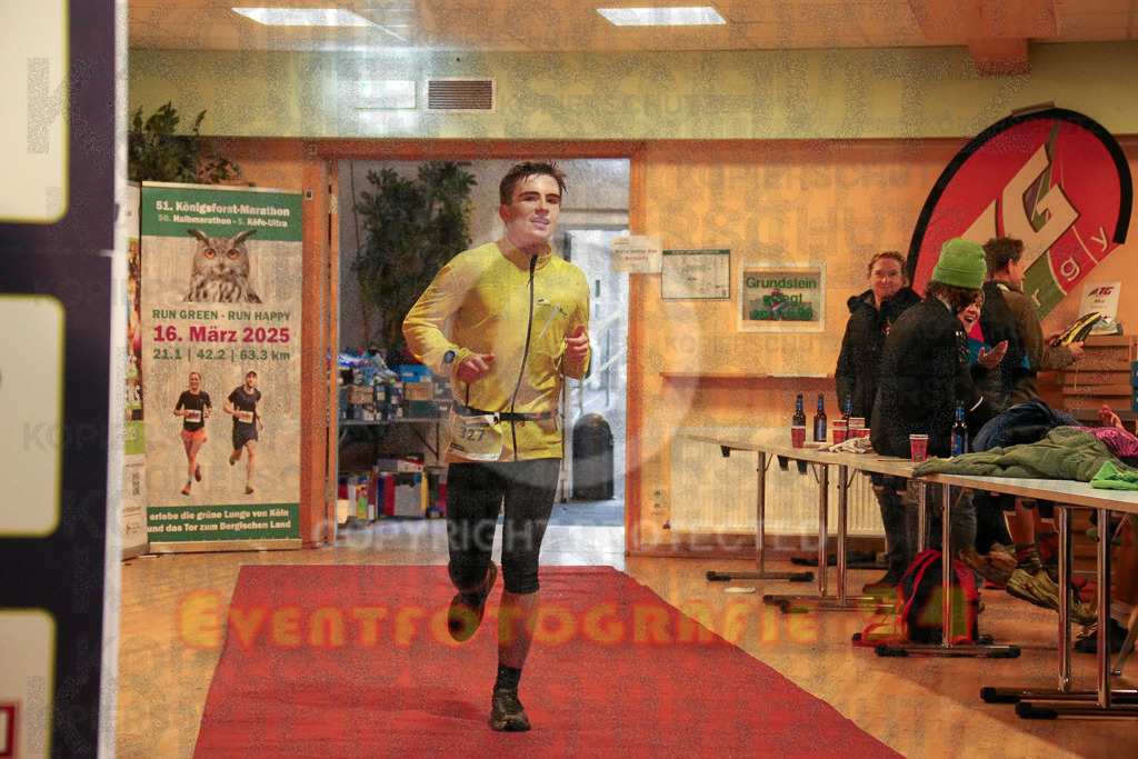 241208_1234_EX1_7698 | Sportfotografie im Rhein-Sieg Kreis, Köln, Bonn, NRW, Rheinland Pfalz, Hessen, etc. Unser Tätigkeitsfeld umfasst den Laufsport vom Volkslauf über den Marathon, Duathlon, Triathon bis zum Ultralauf wie Kölnpfad Ultra oder Schindertrail.