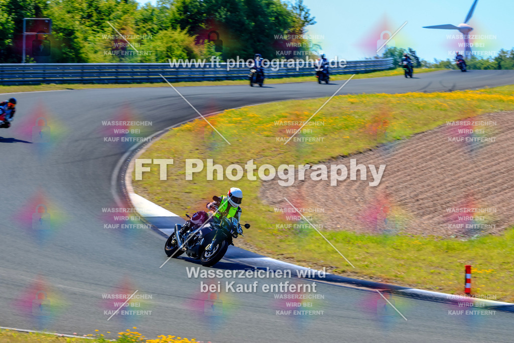 _TCM5822 | Hier findet Ihr Bilder von Touristenfahrten auf der Nürburgring Nordschleife oder von anderen Veranstaltungen die ich besucht habe. Viel Spass beim Durch Schauen 