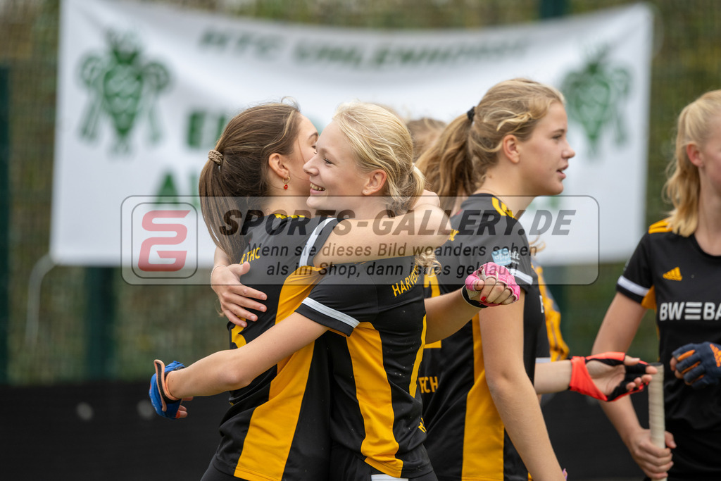 SFE_20231022_0229 | Deutsche Meisterschaft Weibliche U16 Finale Berliner HC - Harvestehuder THC am 22.10.2023 in Köln (Düsseldorfer Hockeyclub 1905 e.V.), Photo: Stephan Fehrmann 2023 (Sports-Gallery)