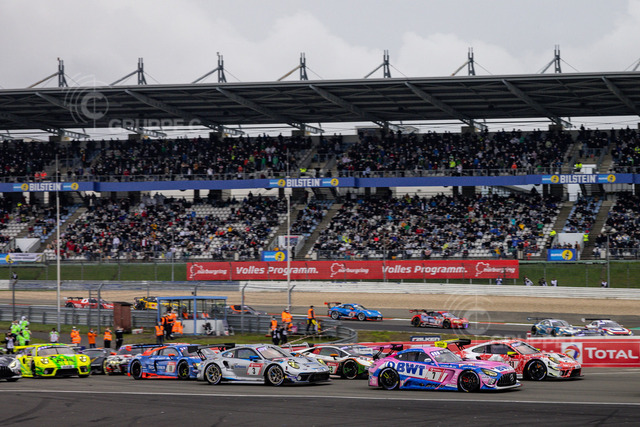 24hNbr21_084422JB_BU | (7): Maximilian Götz, Daniel Juncadella, Raffaele Marciello(3): Romain Dumas, Julien Andlauer, Tobias Müller, Laurens Vanthoor - Realisiert mit Pictrs.com