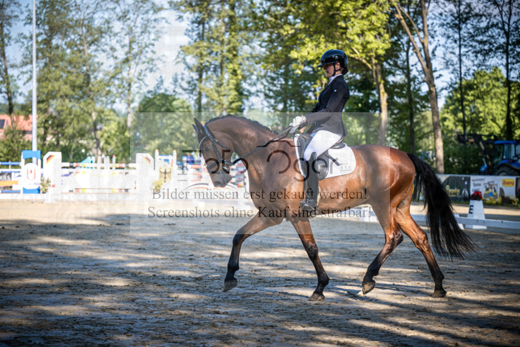 DOS_2286 | Reitturnier Venne - Realisiert mit Pictrs.com