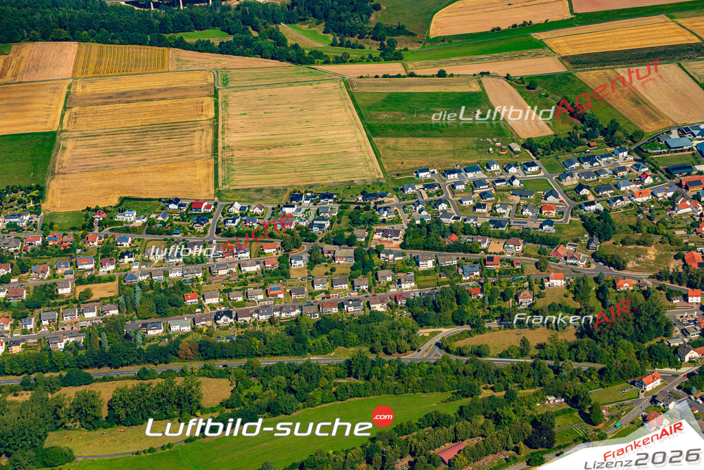 Luftbild der Stadt Friedewald - Die Luftaufnahme wurde 2025 vom UL-Flugzeug heraus erstellt ( keine Drohne ) - Hochauflösende Luftaufnahme - für professionelle Ausdrucke geeignet. Die Geschenkidee !Hier alle&nbsp;Infos zur Lizenzierung der LuftaufnahmeWir fliegen auch dieses Jahr wieder in Ihre Region um Luftbilder zu erstellen.- Luftbild anfragen