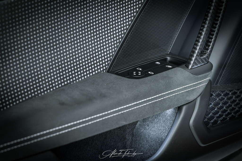R6AT1045 _Alexander Tschuncky | Entdecken Sie die faszinierende Welt von Alexander Tschuncky Arts: Kreative Fotografie, atemberaubende Automobilkunst und hochwertiger Bilderdruck. Lassen Sie sich inspirieren! - Realisiert mit Pictrs.com