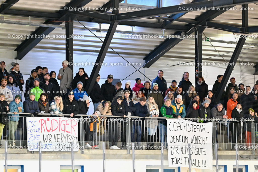 ESC Steindorf vs. EHC Althofen | Besucher Ossiachersee Hall, ESC Steindorf vs. EHC Althofen, ESC Steindorf vs. EHC Alhofen am 03.03.2024 in Steindorf (Ossiachersee Halle), Austria, (Photo by Bernd Stefan)