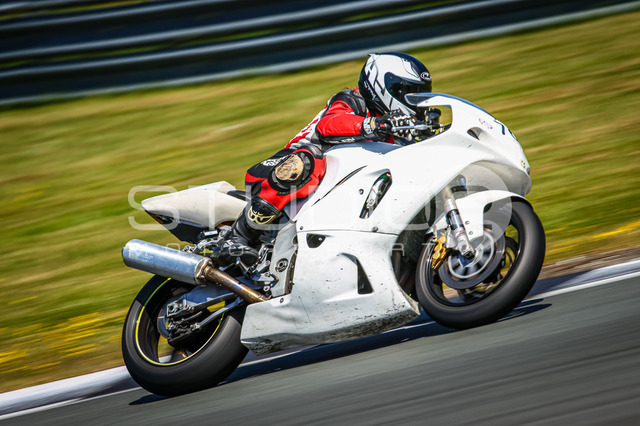 0764-250620BB-009_764 | Deine Full-Service-Agentur für ✔️Videoproduktionen und ✔️Motorsportfotografie Jetzt Angebot anfragen!