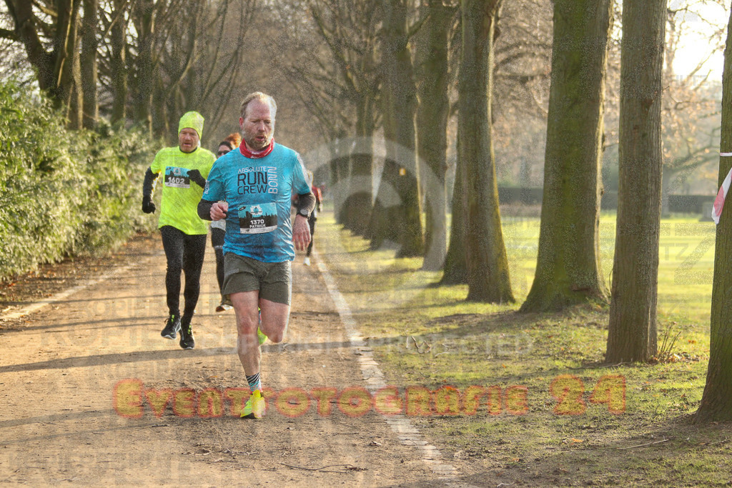 241231_1014_EV4_3489 | Sportfotografie im Rhein-Sieg Kreis, Köln, Bonn, NRW, Rheinland Pfalz, Hessen, etc. Unser Tätigkeitsfeld umfasst den Laufsport vom Volkslauf über den Marathon, Duathlon, Triathon bis zum Ultralauf wie Kölnpfad Ultra oder Schindertrail.