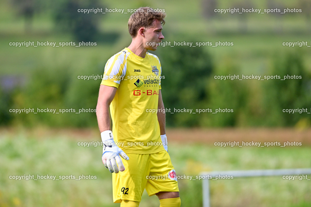 ASKÖ Köttmannsdorf vs. Union Matrei | #92 Andreas Sternig ASKÖ Köttmannsdorf, ASKÖ Köttmannsdorf vs. Union Matrei, ASKÖ Köttmannsdorf vs. Union Matrei am 13.09.2025 in Köttmannsdorf (Sportplatz Köttmannsdorf), Austria, (Photo by Bernd Stefan)