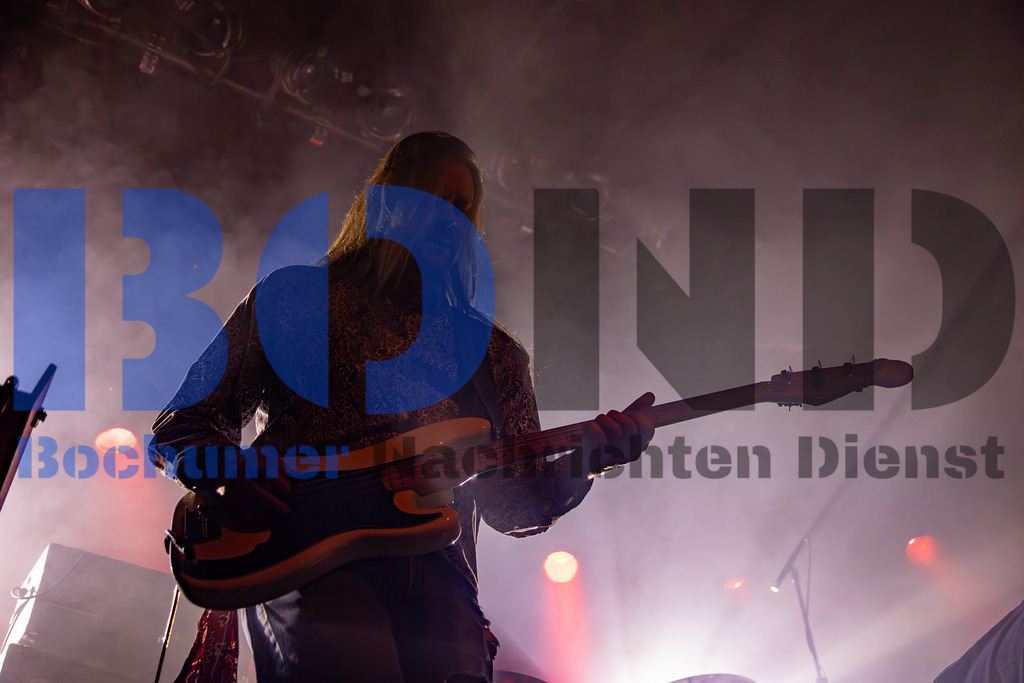 SES_NURPUR20250102-24 | bond - Realisiert mit Pictrs.com