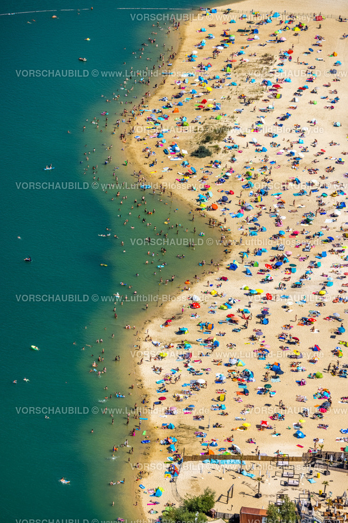 Haltern220800318 | Luftbild Badende im Silbersee Haltern bei Sythen, Ansturm auf das türkisfarbene Wasser bei über 30 Grad,  Lehmbraken, Haltern am See, Ruhrgebiet, Nordrhein-Westfalen, Deutschland