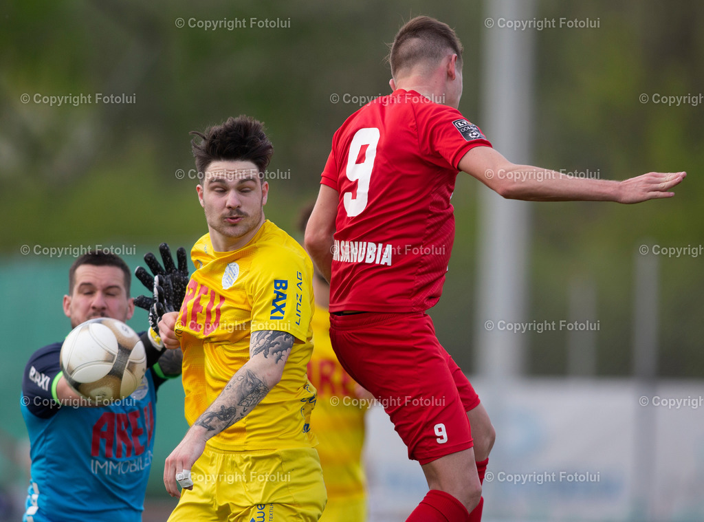 A_LUI_30042022_23 | SPORT,FUSSBALL,LT1 OOE LIGA ASKOE OEDT-DONAU LINZ 30.04..2022 IM BILD:  TORSCHUETZE PETER ALEXANDER (OEDT)  UND KEVIN KOCH(,FABIAN UNTERRAINER (BEIDE DONAU)FOTO:FOTOLUI