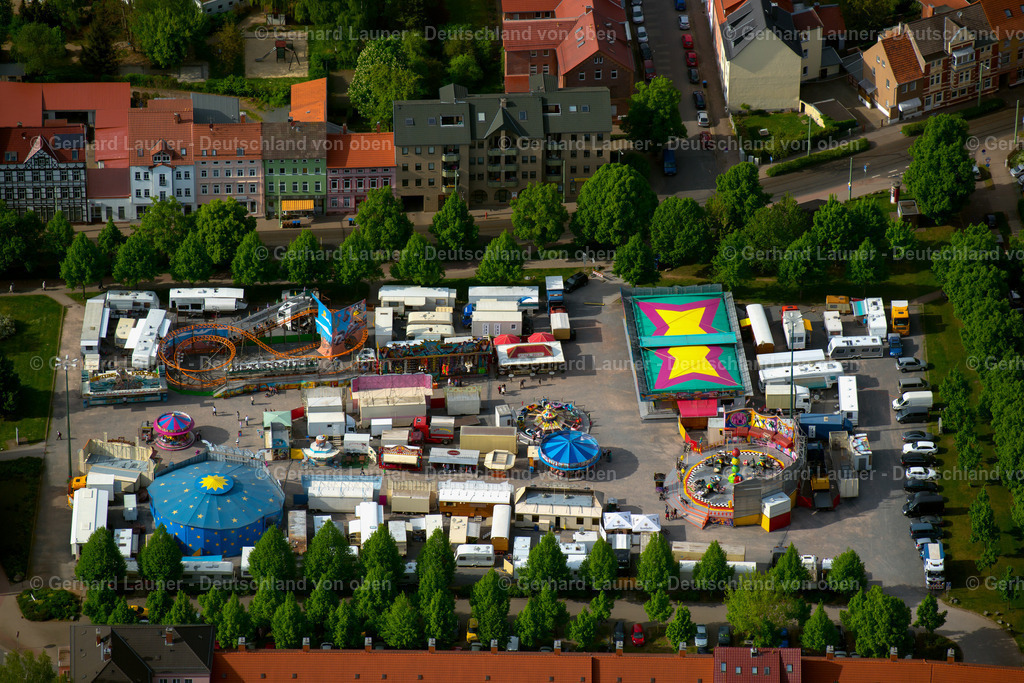 3504077 | Frühjahrsjahrmarkt auf dem August Bebelplatz, Nordhausen