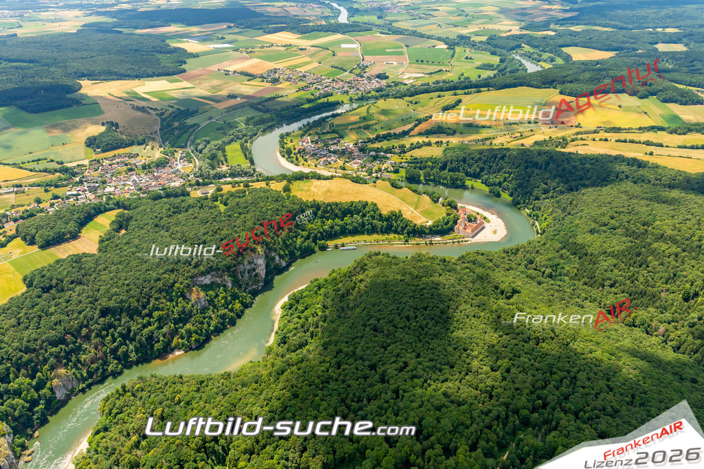 Das Luftbild zeigt : Weltenburg Donau Kelheim - Die Luftaufnahme wurde 2023 vom UL-Flugzeug aus erstellt ( keine Drohne ) - Hochauflösende Luftaufnahme - Für grossformatige Ausdrucke geeignet. Die Geschenkidee !Mit Lizenz und Bildrechte bestellbar