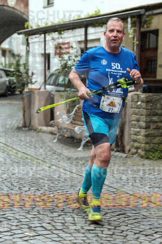 220430_1250_EX1_6709 | Sportfotografie im Rhein-Sieg Kreis, Köln, Bonn, NRW, Rheinland Pfalz, Hessen, etc. Unser Tätigkeitsfeld umfasst den Laufsport vom Volkslauf über den Marathon, Duathlon, Triathon bis zum Ultralauf wie Kölnpfad Ultra oder Schindertrail.