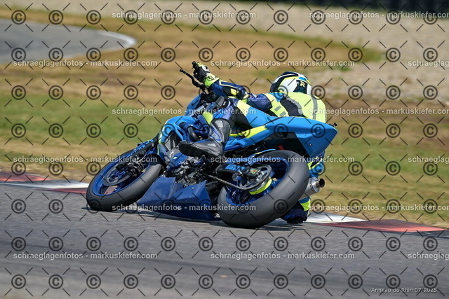 25bt04-1228 | markuskiefer.com - Realisiert mit Pictrs.com