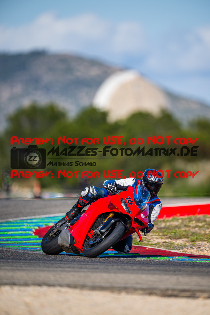 MaZZes_Fotomatrix_20260318_6007705_7672 | OPEN