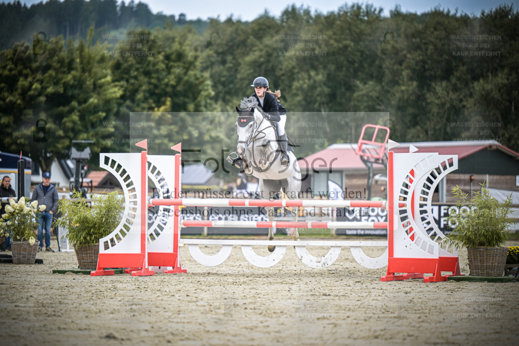DOS_1169 | Entdecke hochwertige Reitturnierfotos von Foto Oger. Professionell, emotional und authentisch – jetzt Lieblingsmomente im Shop bestellen. - Realisiert mit Pictrs.com
