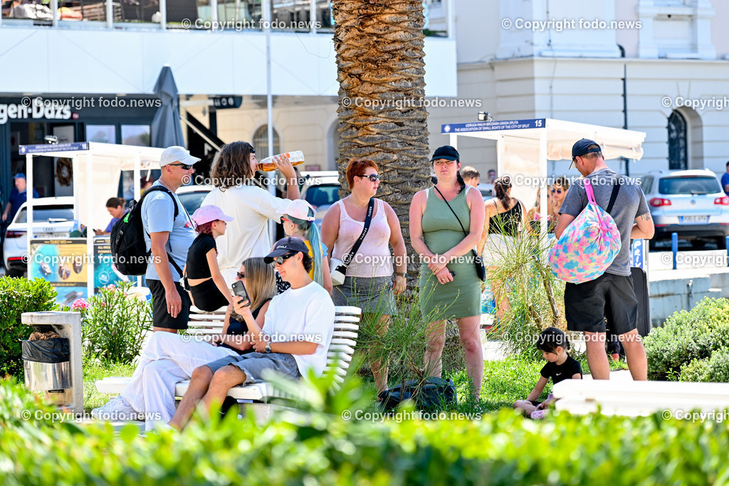 Kroatien_ Split_ 21.07.2025-114 | 21.07.2025, Kroatien, HRV, Split, im Bild Themenbild, Stadtansichten, Touristen, Tourismus, Feature, SymbolbildSplit zweitgroesste Stadt Kroatiens. Die Stadt ist Verwaltungssitz der Gespanschaft Split-Dalmatien 