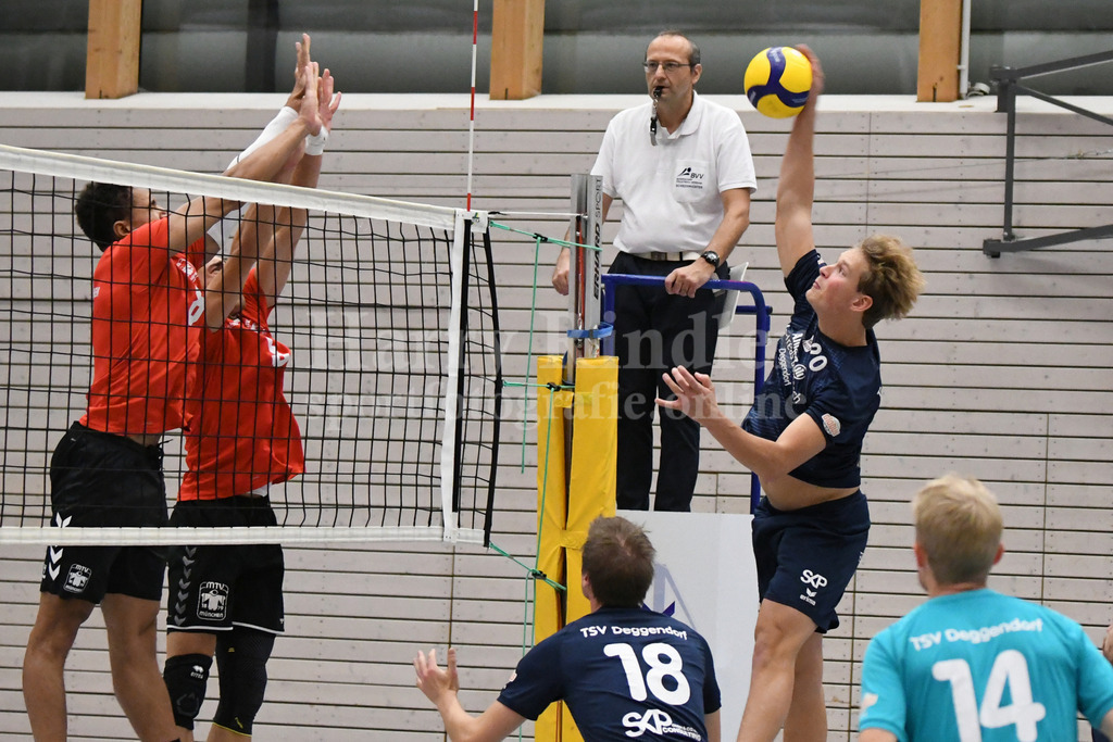 TSV 1861 Deggendorf : MTV München II | Ha-Ri; Sportfotografie Ha-Ri; Sporfotografie Harry Rindler; Sport Deggendorf; Sportbilder Deggendorf; Sportfotos Deggendorf; Sportfotos Niederbayern; Sportbilder Niederbayern; Amateursport Niederbayern; Bayern;  - Realisiert mit Pictrs.com