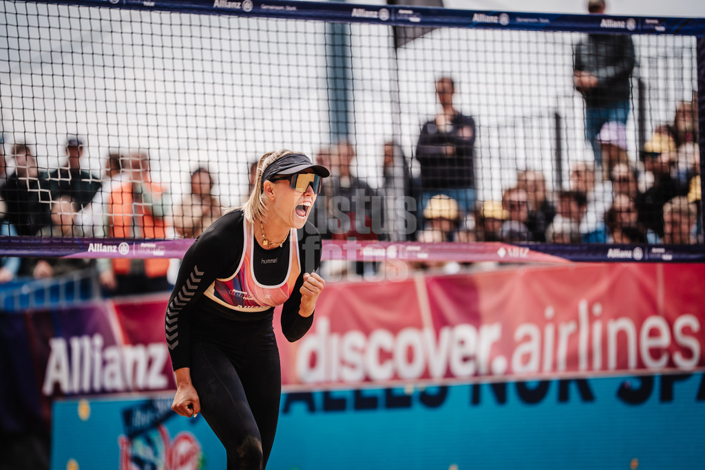 Beachvolleyball | Frauen | Allianz German Beach Tour 2025 | Tourstop Düsseldorf | 18.05.2025 | Chenoa Christ jubelt