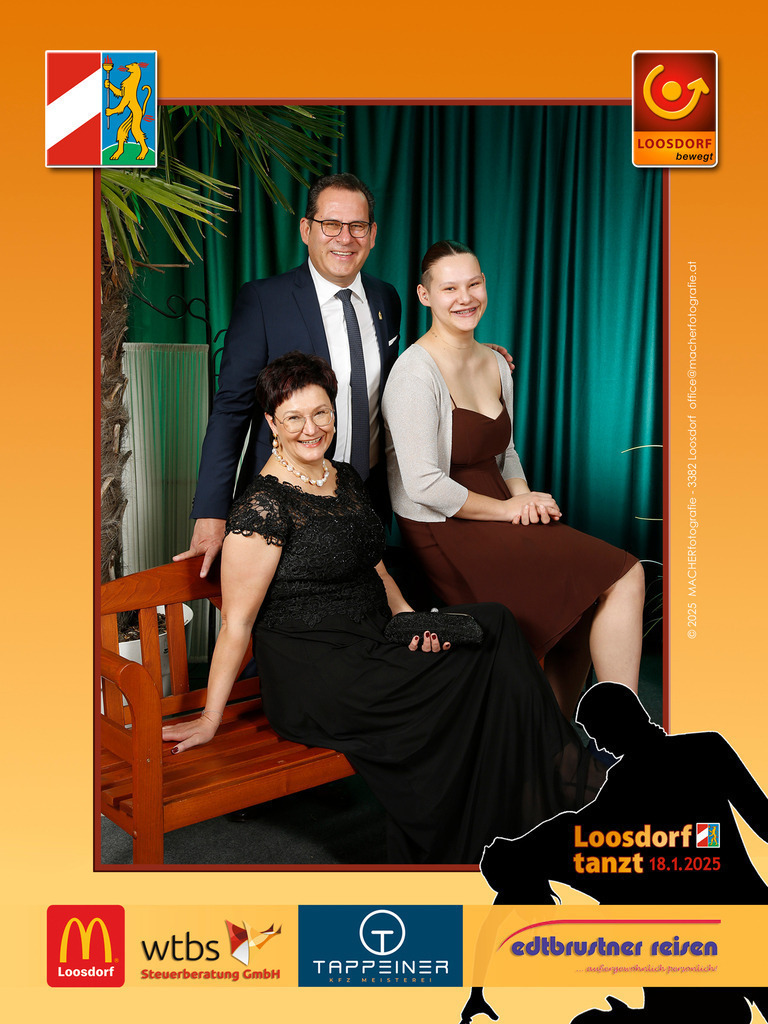 LoosdorfTanzt25_8515 | Ballfotografie - Loosdorf tanzt am 18.01.2025 in der Losensteinhalle LOOSDORF. Vielen Dank den Sponsoren:Edtbrustner Reisen /wtbs Steuerberatung /Autohaus Tappeiner/McDonalds Loosdorf