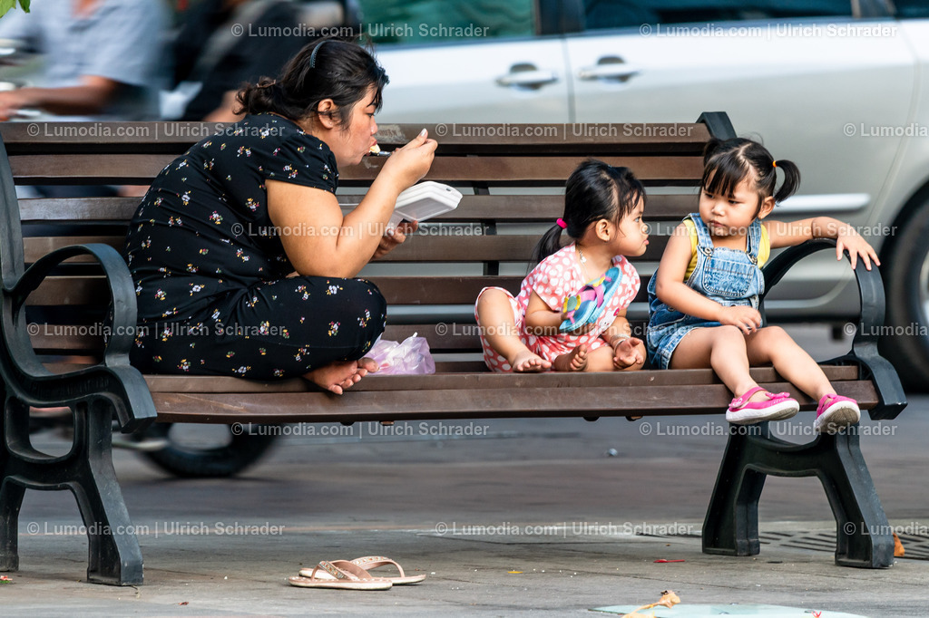 202510-149 | Stockfoto und Bilderpool mit Bildmaterial aus Deutschland, dem Harz, Halberstadt, Quedlinburg, Wernigerode und weltweit. Qualitativ hochwertige und professionelle Fotos anschauen und kaufen. - Realisiert mit Pictrs.com