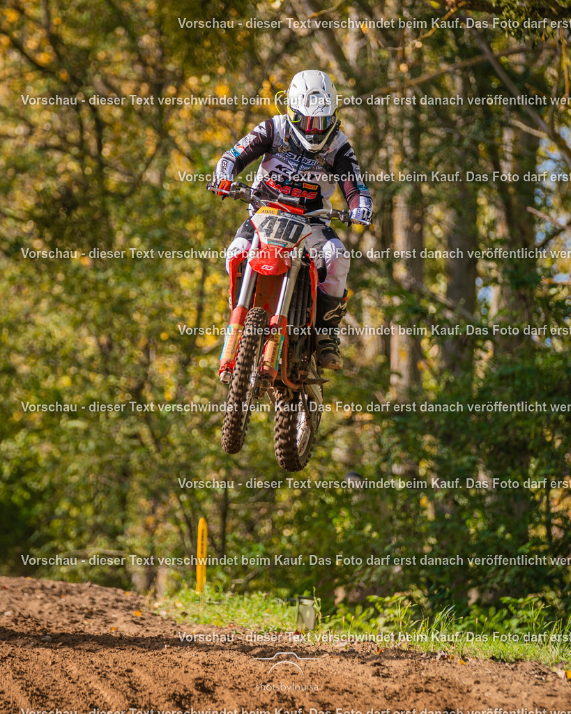 10_25_MCBernauerSchleife-6239 | Sportfotografin aus Berlin-Brandenburg mit Fokus auf Motocross. Ich halte deine sportliche Leistung und echte Emotionen auf und neben der Strecke professionell fest. Entdecke die Fotos von deinem Rennen und bestelle sie direkt hier im Shop.