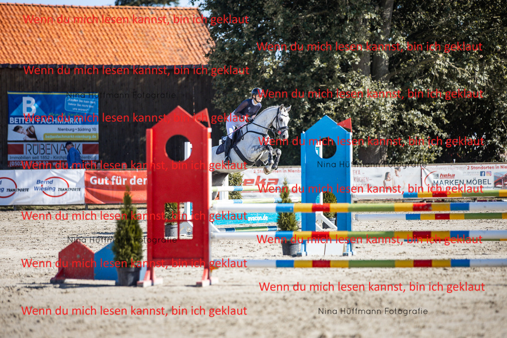 BK1A7188 | Turnierbilder Turnierfotos Nina Hüffmann Turnierfotografie Pferdefotografie Tierzeichnung Haustierzeichnung Pferdezeichnung Hundezeichnung Videograf  - Realisiert mit Pictrs.com