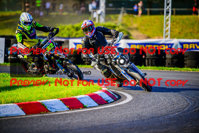 MaZZes_FotoMatrix_240511_6021986_8947 | UE40