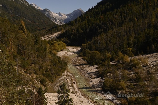 Isarursprung 2025-05 | Landschaftsfotografie Berge Mountain Landscape FotografieNatur Bilder Buidl Bergbuidl Bayern Heimat BergfotografieSonnenaufgang Sonnenuntergang Hobbyfotograf Bilderverkauf Leinwand - Realisiert mit Pictrs.com