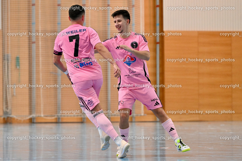 Carinthia Flamengo Futsal Club vs. LPSV-K | Jubel Carinthia Flamengo Mannschaft, #7 Enes Brdjanovic Carinthia Flamengo, #17 Hasan Kupinic Carinthia Flamengo, Carinthia Flamengo Futsal Club vs. LPSV-K, Carinthia Flamengo Futsal Club vs. LPSV-K am 03.11.2024 in Klagenfurt (Ballspielhalle Viktring), Austria, (Photo by Bernd Stefan)