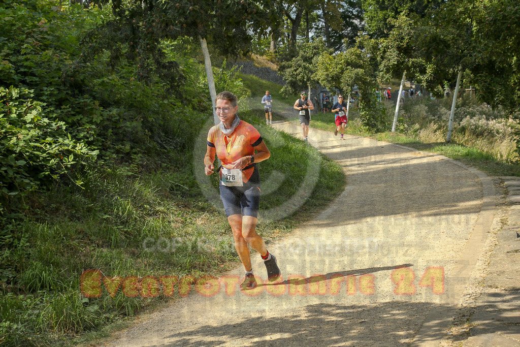 250824_1458_EX1_8218 | Sportfotografie im Rhein-Sieg Kreis, Köln, Bonn, NRW, Rheinland Pfalz, Hessen, etc. Unser Tätigkeitsfeld umfasst den Laufsport vom Volkslauf über den Marathon, Duathlon, Triathon bis zum Ultralauf wie Kölnpfad Ultra oder Schindertrail.