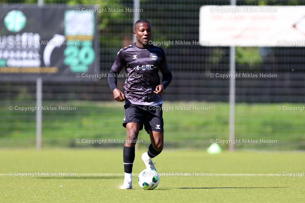 NH_USCPaloma_ETTSVHamburg_OberligaHamburg_26042026 | #2 Brandolf Duah (ETSV Hamburg)Fußball I Herren I Gamesright Oberliga Hamburg I Saison 2025-2026  I 32. Spieltag I USC Paloma - ETSV Hamburg I 26.04.2026 I Jonny-Rehbein-Sportplatz