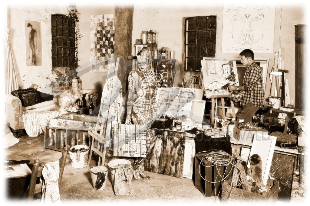 WorkingArt-KÜNSTLER_8512b2 | #001 | Modell: Nina | Berufler: Jörg Düsterwald | Muse: Virgina | Foto: Tschiponnique Skupin - Realisiert mit Pictrs.com