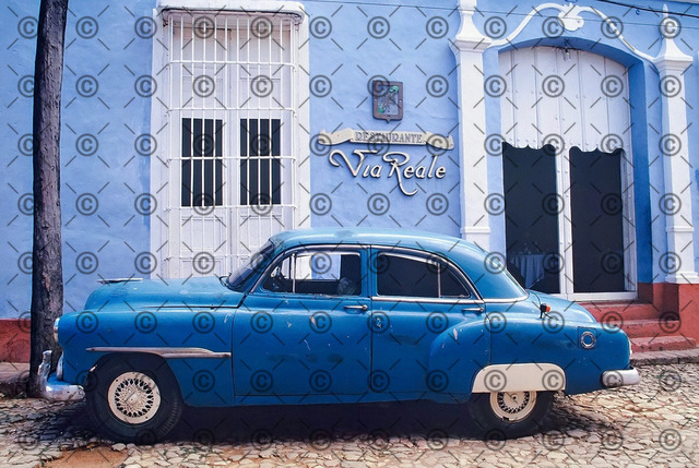 RGE_100cr | Amerikanischer Oldtimer in Santiago de Cuba.   Fotograf: Ralf Gebhardt - Realisiert mit Pictrs.com