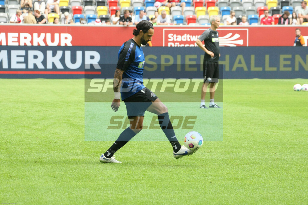Fortuna Düsseldorf - SC Paderborn | Adriano Grimaldi - © Sportfoto-Sale (MK) - Realisiert mit Pictrs.com