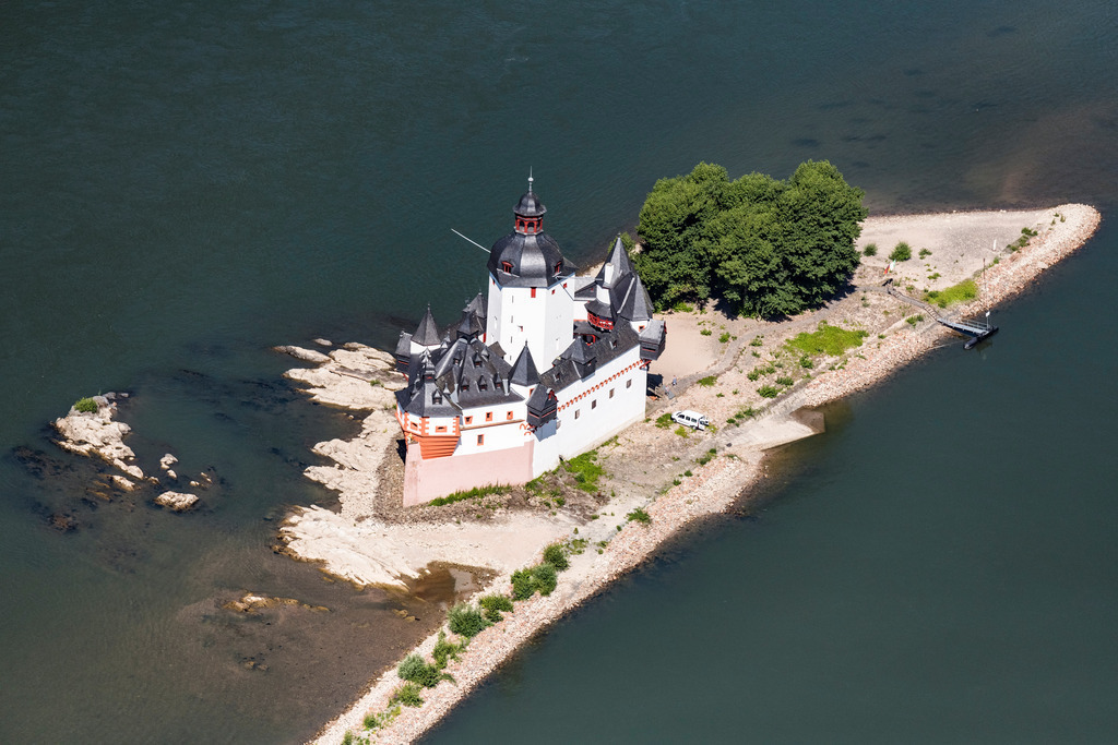 dr__dsc4884.jpg | KAUB 27.06.2018 Burganlage der Veste Pfalzgrafenstein Castle im Ortsteil Falkenau in Kaub im Bundesland Rheinland-Pfalz, Deutschland. // Castle of the fortress Pfalzgrafenstein Castle in the district Falkenau in Kaub in the state Rhineland-Palatinate, Germany. Foto: Daniel Reiter