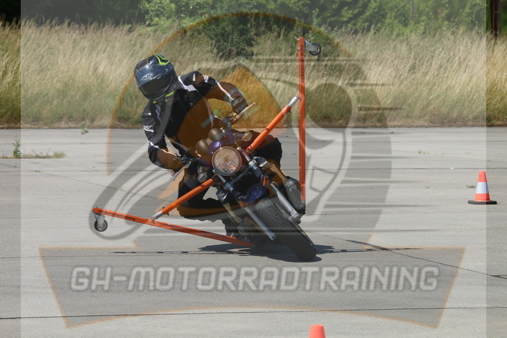 IMG_3004 | gh-motorradtraining-foto.de - Realisiert mit Pictrs.com