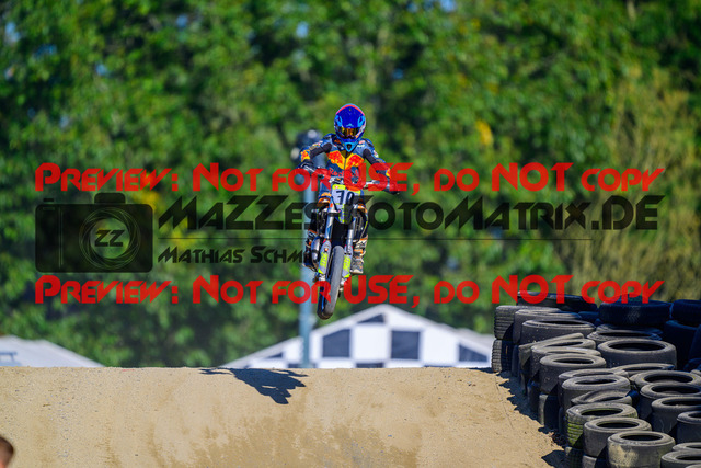 MaZZes_Fotomatrix_20241005_6007705_9362 | JUNIOR