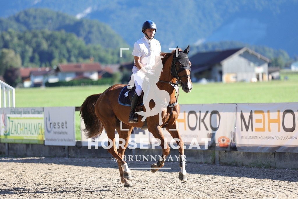 0P6A7531 | Willkommen bei Brunnmayr - Design & Fotografie – Ihrem Spezialisten für Reitturniere und Pferdeveranstaltungen in Oberösterreich, Salzburg und Bayern! Seit über 17 Jahren sind wir leidenschaftlich dabei.