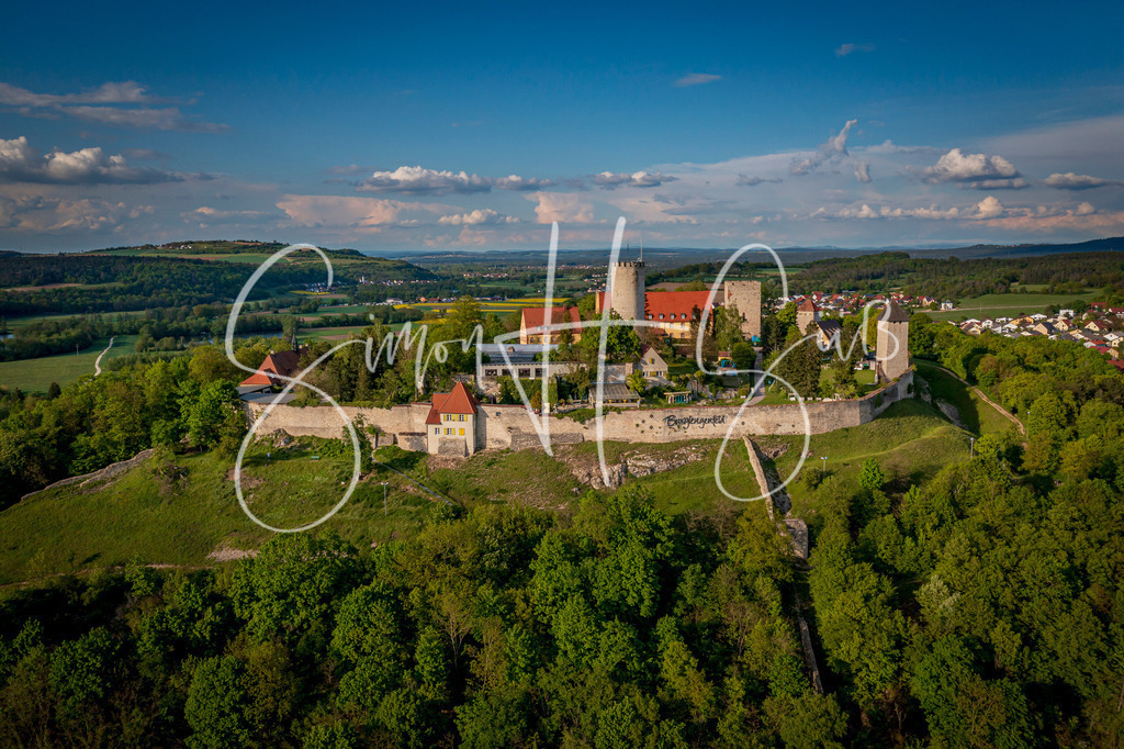 Burg Lengenfeld | simonsuess - Realisiert mit Pictrs.com