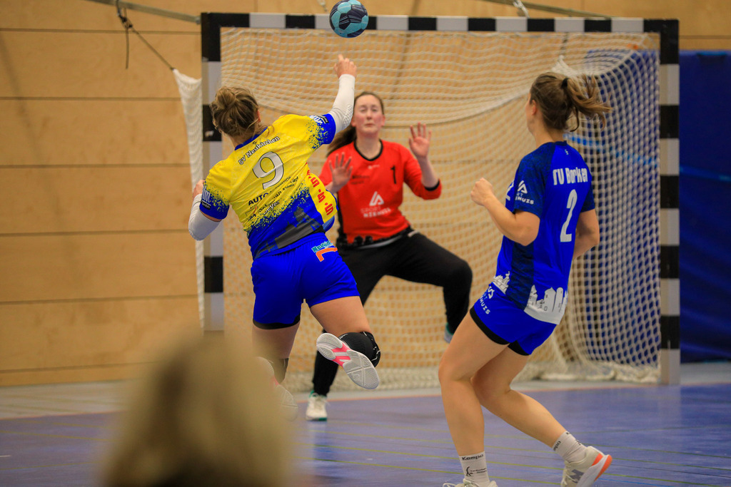 TvBorkenIII_SVN_161125_067 | Bildergalerie von Sport-Ereignissen aber auch von weiteren spannenden Dingen - nicht nur vom Niederrhein. In Anlehnung an den bekannten Spruch von Hanns Dieter Hüsch heißt das Motto: "Niederrhein ist überall".  - Realisiert mit Pictrs.com