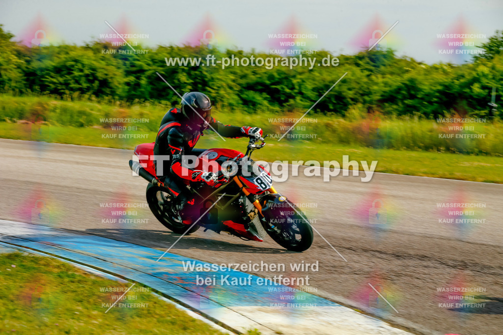 _MOT0628 | Hier findet Ihr Bilder von Touristenfahrten auf der Nürburgring Nordschleife oder von anderen Veranstaltungen die ich besucht habe. Viel Spass beim Durch Schauen 